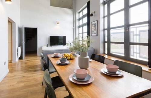 Coventry Appartement | Loft Penthouse avec vue sur la ville et le canal, et parking