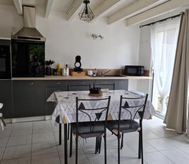 Le Ledat Appartement | Loft ravissant avec parking gratuit sur place