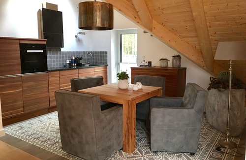 Neu Poserin Maison | Loft au bord du lac !!!