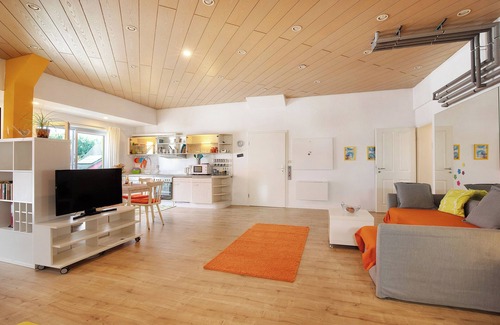 Neckarhausen Appartement | Loft-Style Appartement de vacances à Nürtingen avec balcon et proximité du Neckar
