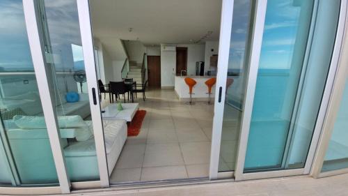 Nueva Gorgona Appartement | Loft Style Beachfront Apartment