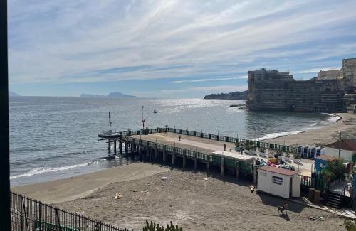 Posillipo Appartement | LOFT sull'acqua con vista mozzafiato