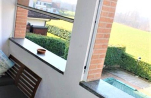 Lomagna Appartement | Loft villaggio dei pini