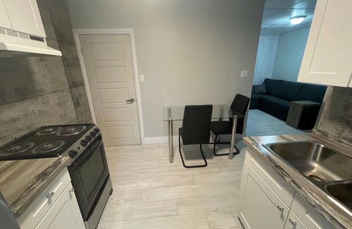 Rouyn-Noranda Appartement | Loft avec un divan-lit (Le Convivial)