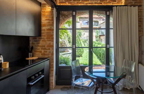 Mondovi Appartement | Loft with timeless splendor in the historic center of Mondovi Piazza
