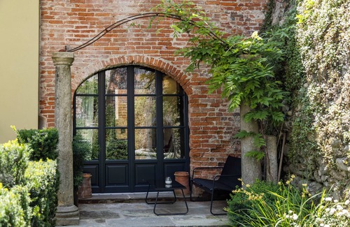 Mondovi Appartement | Loft with timeless splendor in the historic center of Mondovi Piazza