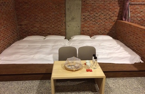 Shiding District Lit Et Petit-Déjeuner | LOFT17 Resorts