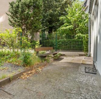 Lichterfelde Appartement | Loftly 5min zu Fuß Charite - 45m2 - Self Check-In - 300mbit