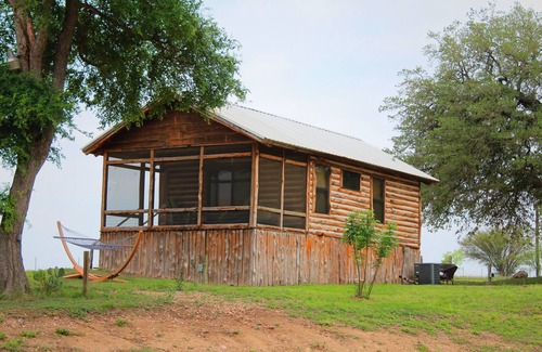 Prairie Lea Cabine | Log Cabin 1 at Son's Blue River Camp