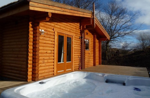 Spittal of Glenshee Cabine | Log Cabin avec bain à remous et sauna pour 2/3 | Dans le parc national de Cairngorm | Superbes vues