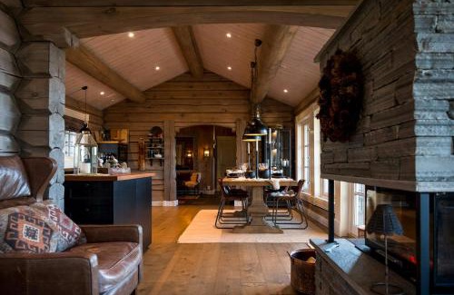 Gala Maison | Log Cabin With Views Of Jotunheimen Mountains