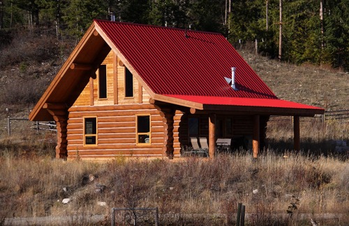 Lumby Chalet De Ski | Chalet Connexion avec vue sur la montagne et lac privé