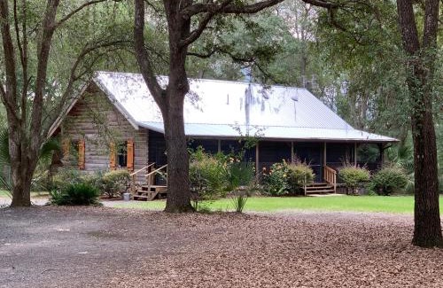 Ocklawaha Maison | Log Home Guest House