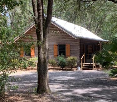 Ocklawaha Maison | Log Home Guest House
