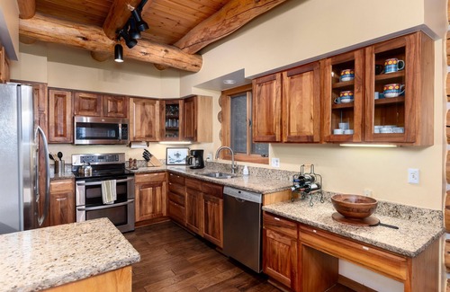 Baldy Mountain Maison | Vues panoramiques sur les pistes de ski. Navette gratuite vers les pistes et la ville. * NUIT GRATUITE *