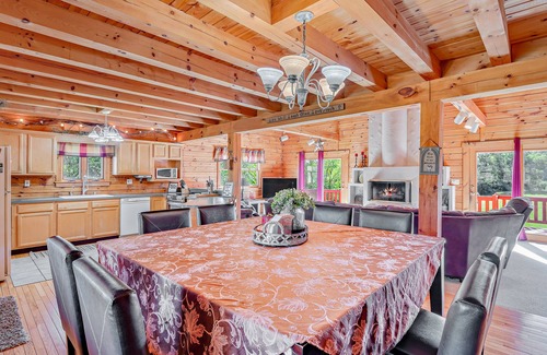 Harrisburg Maison | Log Home sur 8 acres près des attractions de Hershey