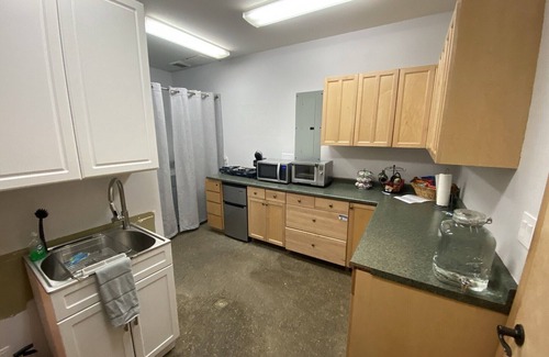 Seaside Maison | Connectez-vous à la maison sur le niveau inférieur Nehalem River 1500sf est tout à vous. Poisson, randonnée, chasse.