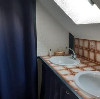 Rieux Appartement | Logement à 6 km de Redon, à 35 km de la mer