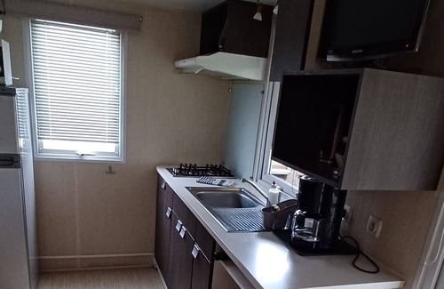 Saint-Cassien Maison | Logement à la Campagne Près du Centre Ville. Wifi Parking Gratuit