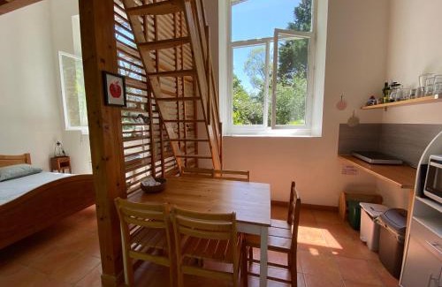 Falleron Maison | Logement au calme entoure d un grand jardin