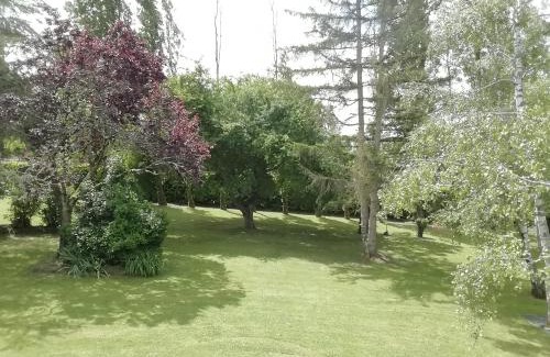 Saint-Eloy-de-Gy Maison | Logement avec 2 chambres pour 5 personnes maxi