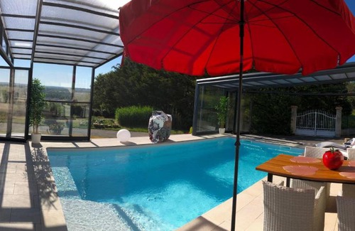 Estivareilles Appartement | Logement avec spa ,sauna et piscine privée chauffée du 15 avril à début octobre vue