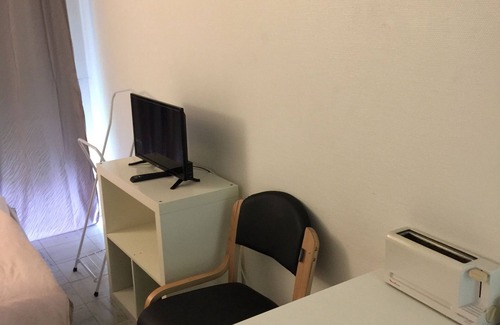 12th Arrondissement Appartement | LOGEMENT CLAIR ET SPACIEUX