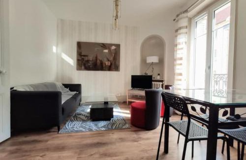Faubourg Sud Appartement | Logement de charme proche centre-ville - TV - WiFi