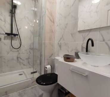 Faubourg Sud Appartement | Logement de charme proche centre-ville - TV - WiFi