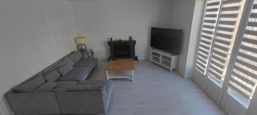 Ecartelee-Bonabry-Orieres-Paron Appartement | logement familial spacieux, 2 chambres , grand salon