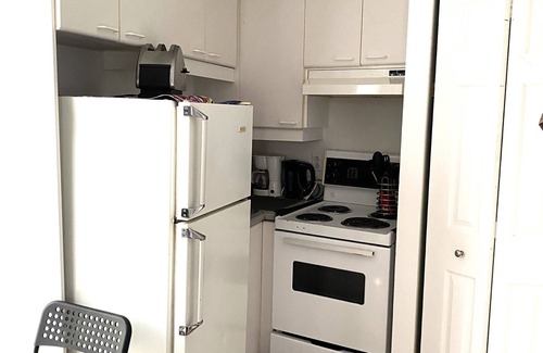 Gay Village Appartement | Logement pratique et lumineux au centre de Montréal