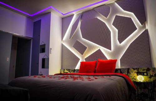 Charleroi Maison | Logement privé avec Jacuzzi haut de gamme ! près de l'Aéroport de Charleroi