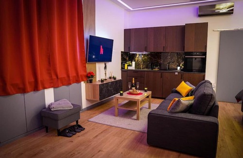 Charleroi Maison | Logement privé avec Jacuzzi haut de gamme ! près de l'Aéroport de Charleroi