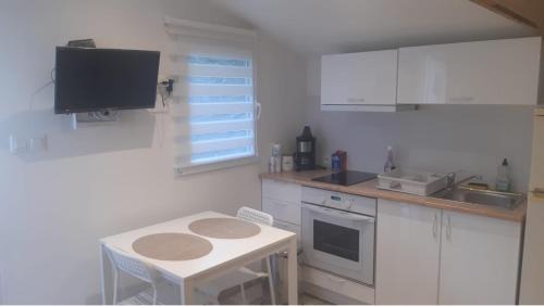 Dagneux Chalet De Ski | Logement proche Lyon-aéroport-Centrale Bugey