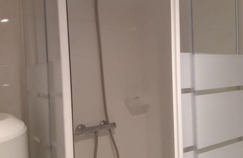 Dagneux Chalet De Ski | Logement proche Lyon-aéroport-Centrale Bugey