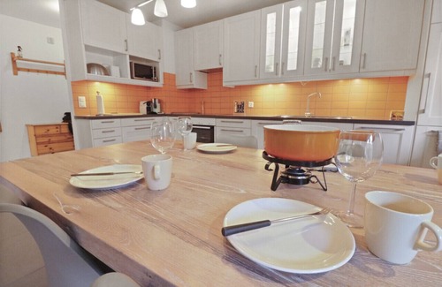 Val d'Illiez Appartement | Logement spacieux au coeur du Val d'Illiez