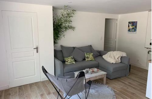 La Chapelle-sur-Erdre Appartement | Logement T2 et Véritable écrin de verdure en ville