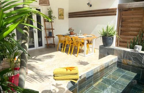 Trois-Ilets Maison | Logement tout confort à 1 minute à pied de la mer