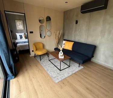 Cornille Maison | Logement zen indépendant avec jardin et parking