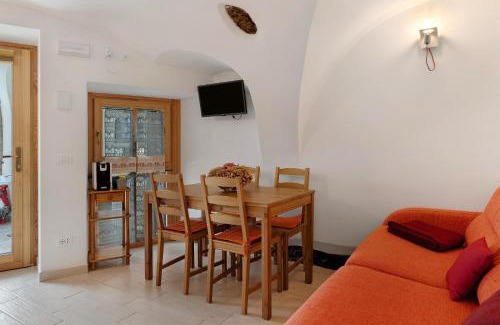Dorsino Appartement | Logge dei Paroloti Agnese