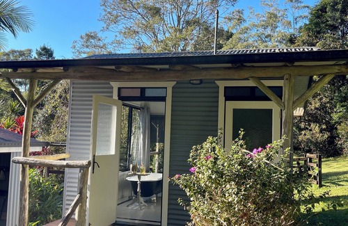 Whian Whian Cabine | Loggers Cabin at Nightcap Ridge - stunning bush escape