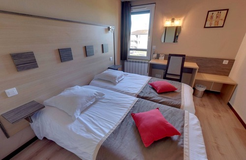 Beaucouze Hôtel | Logis Atoll Hotel