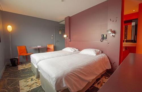 Le Gavre Hôtel | Logis Auberge De La Foret