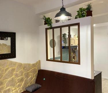 La Ciotat Appartement | Logis centre historique 4 personnes - Soleil Levant La Ciotat