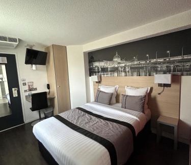 Corbas Hôtel | Logis Cris Hôtel et Restaurant, Lyon Sud-Est