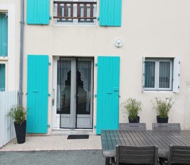 Saint-Hilaire-la-Palud Appartement | Logis de LANGE apt les Ecureuils