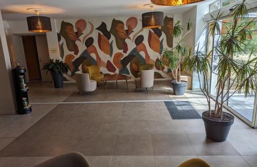 Ancenis Hôtel | Logis De La Loire - Restaurant Les Bateliers