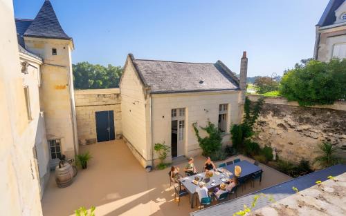 Chenehutte-Treves-Cunault Maison | Logis Escale - Grand Gite - Piscine