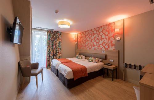 Salins-les-Bains Hôtel | Logis Grand Hôtel Des Bains