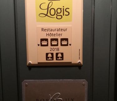 Rochechouart Hôtel | Logis Hôtel de France